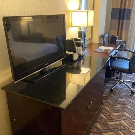 Radisson Hotel Austin - University Εξωτερικό φωτογραφία